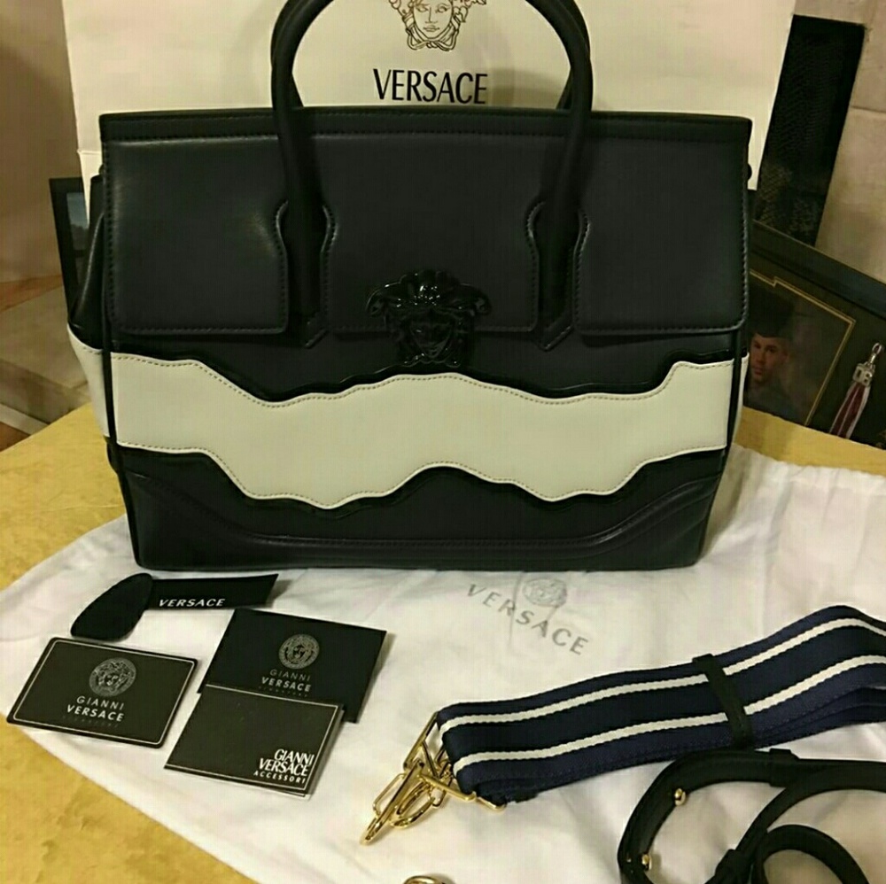 Just sharing my beautiful bag